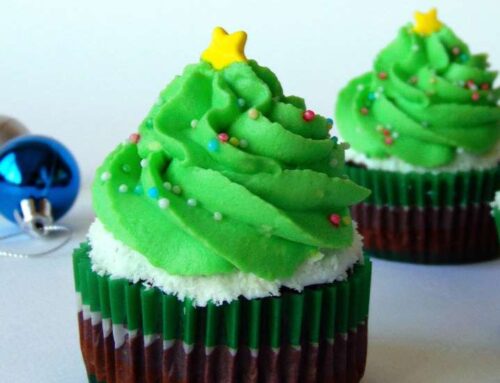 Vegan Christmas Tree Cupcakes