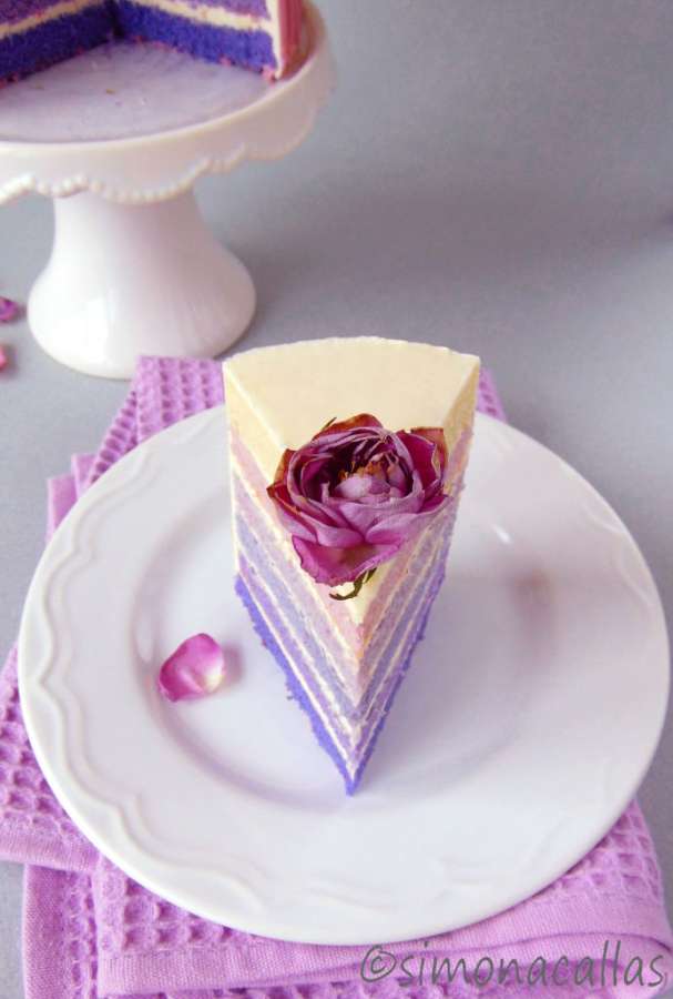 Purple-Ombre-Lavender-Cake-4