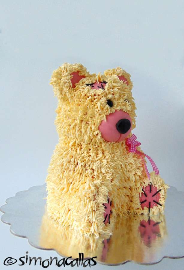 Teddy-Bear-Cake-simonacallas3