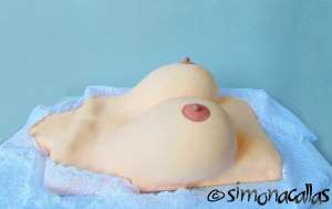Breasts-Boobs-Sexy-Torso-Cake-5