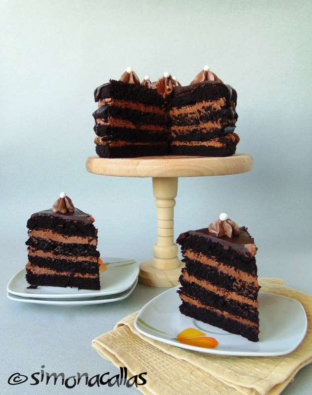 Vegan-Chocolate-Cake-4