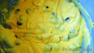 lemon-blueberry-baby-bundt-cakes-c
