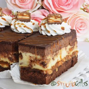 Snickers-Cheesecake-by-Simona-Callas-1