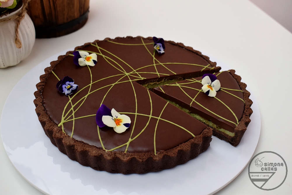 Chocolate pistachio tart Tarta ciocolata fistic