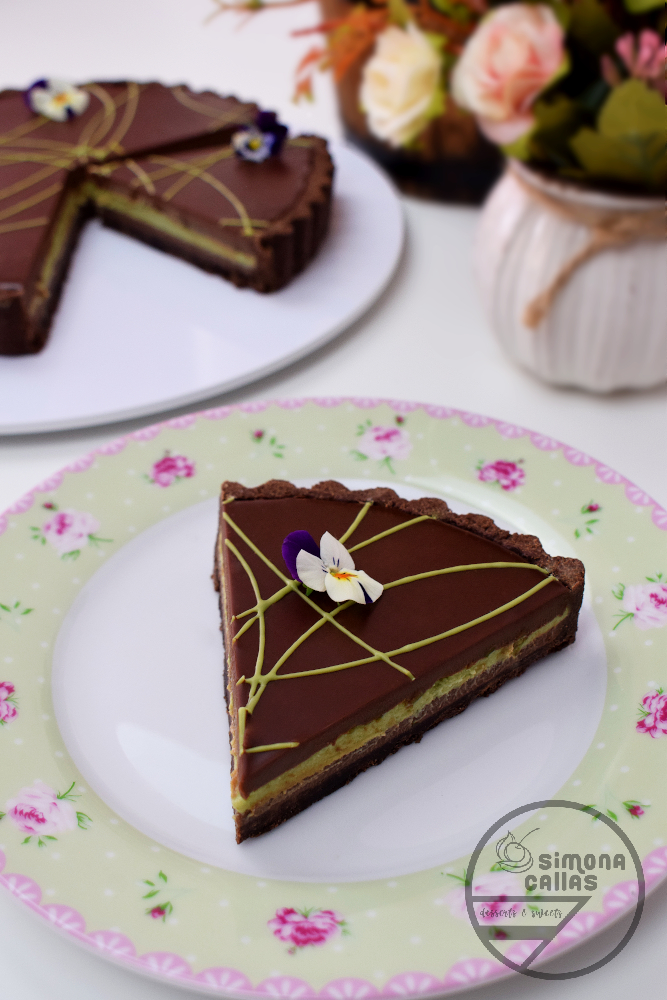 Chocolate pistachio tart Tarta ciocolata fistic