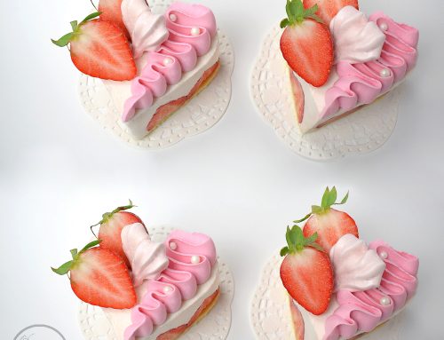 Strawberry Heart Cakes prajituri inimioare cu capsune