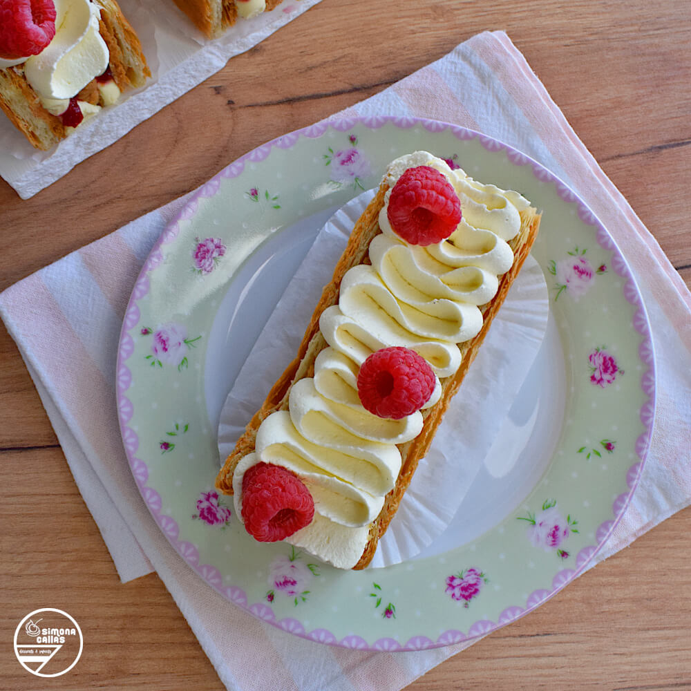 Millefeuille cu vanilie si zmeura