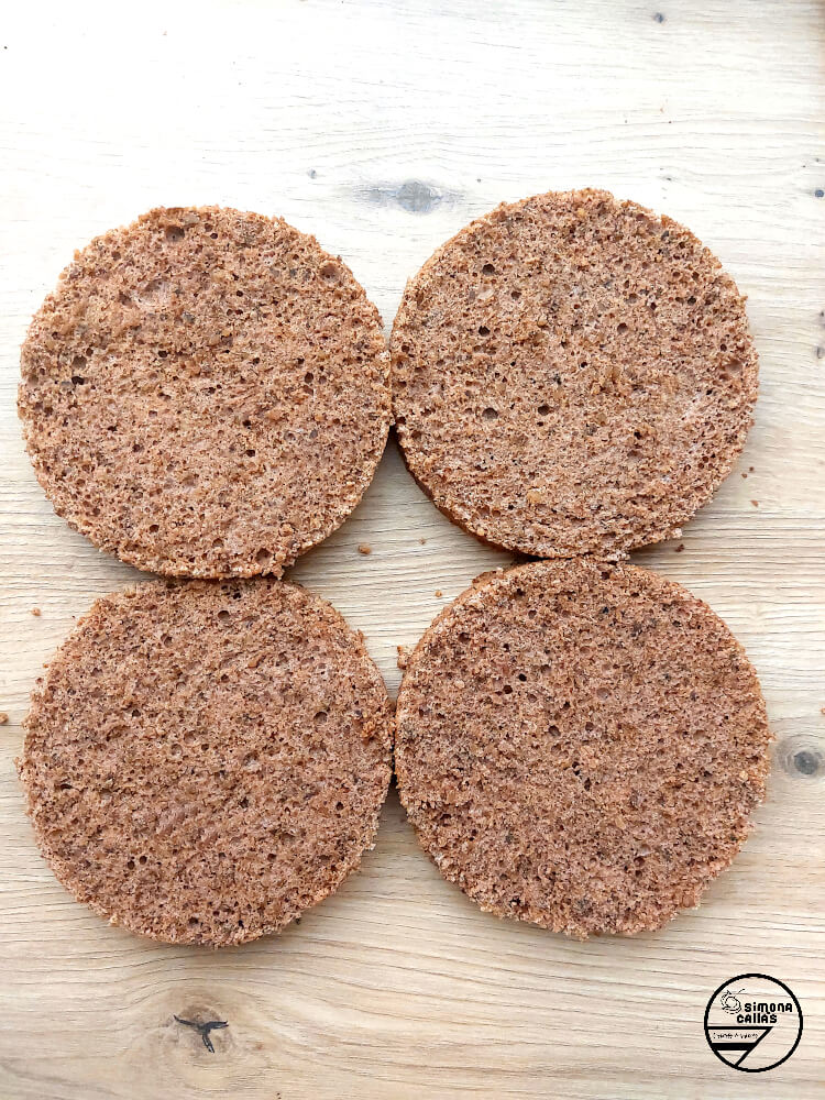 Tort cu mere nuci si caramel blat umed p[ufos cu nuca simplu rapid