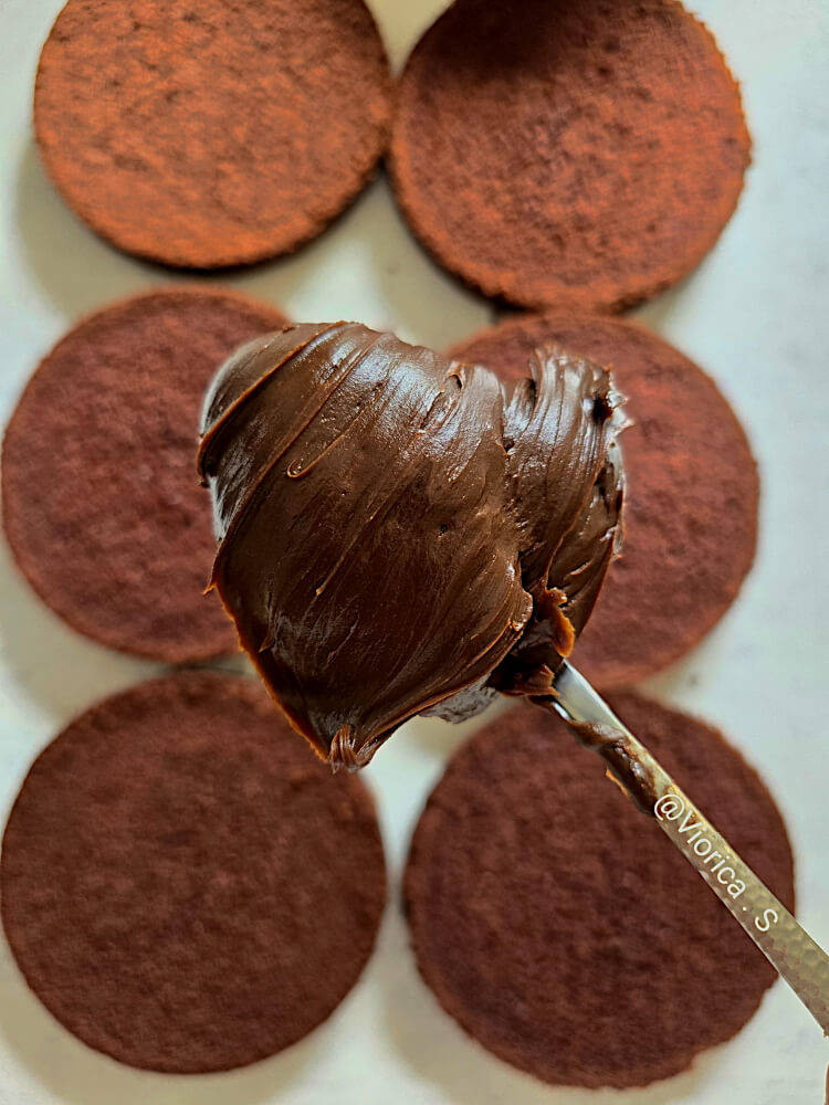 Tort de ciocolata Brigadeiro chocolate cake recipe bolo de chocolate receita recette de gâteau au chocolat