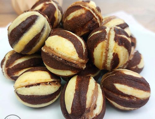 Nuci marmorate cu crema de ciocolata